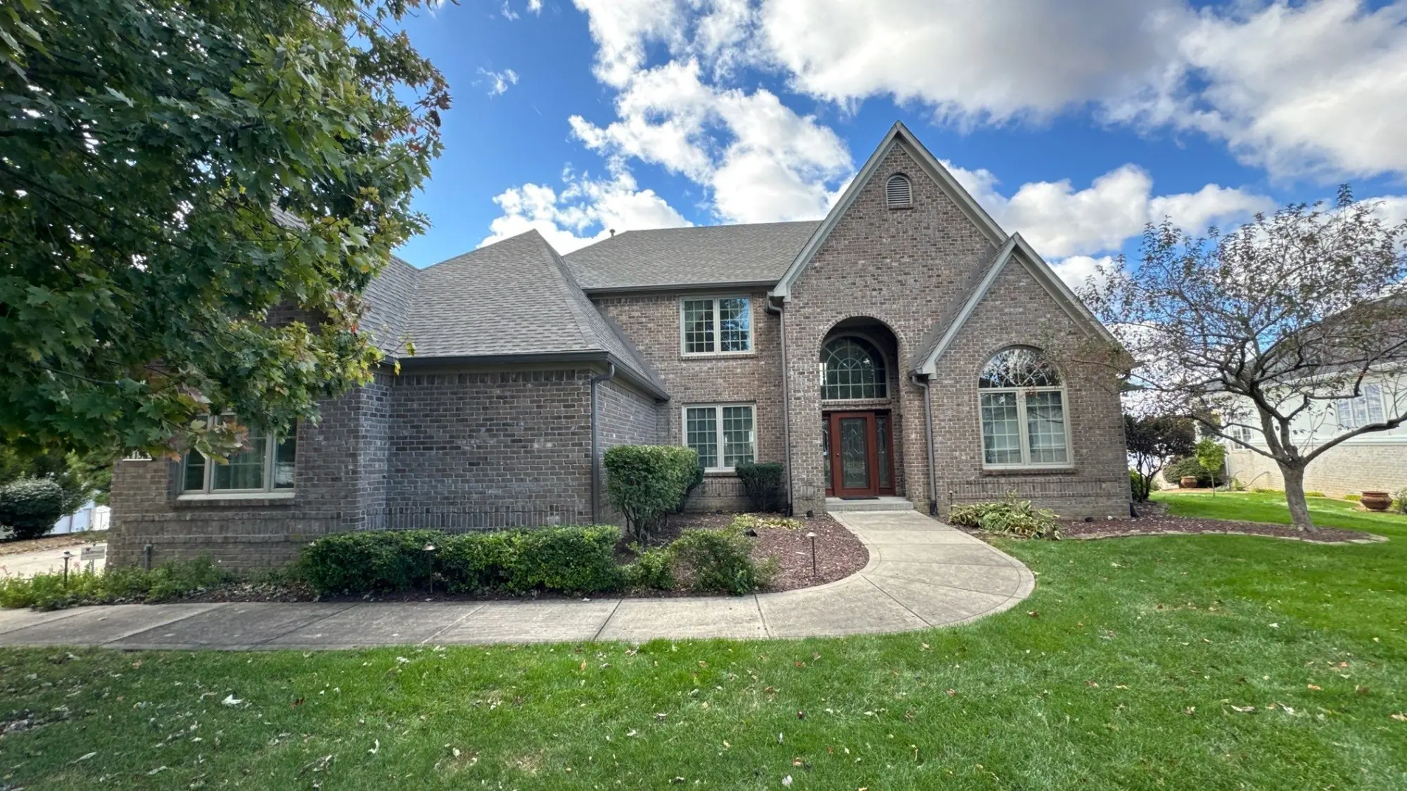 Completed Weathered Wood roof replacement on a Noblesville home