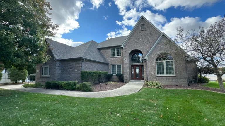 Detailed view of a completed Weathered Wood shingle roof in Noblesville, Indiana